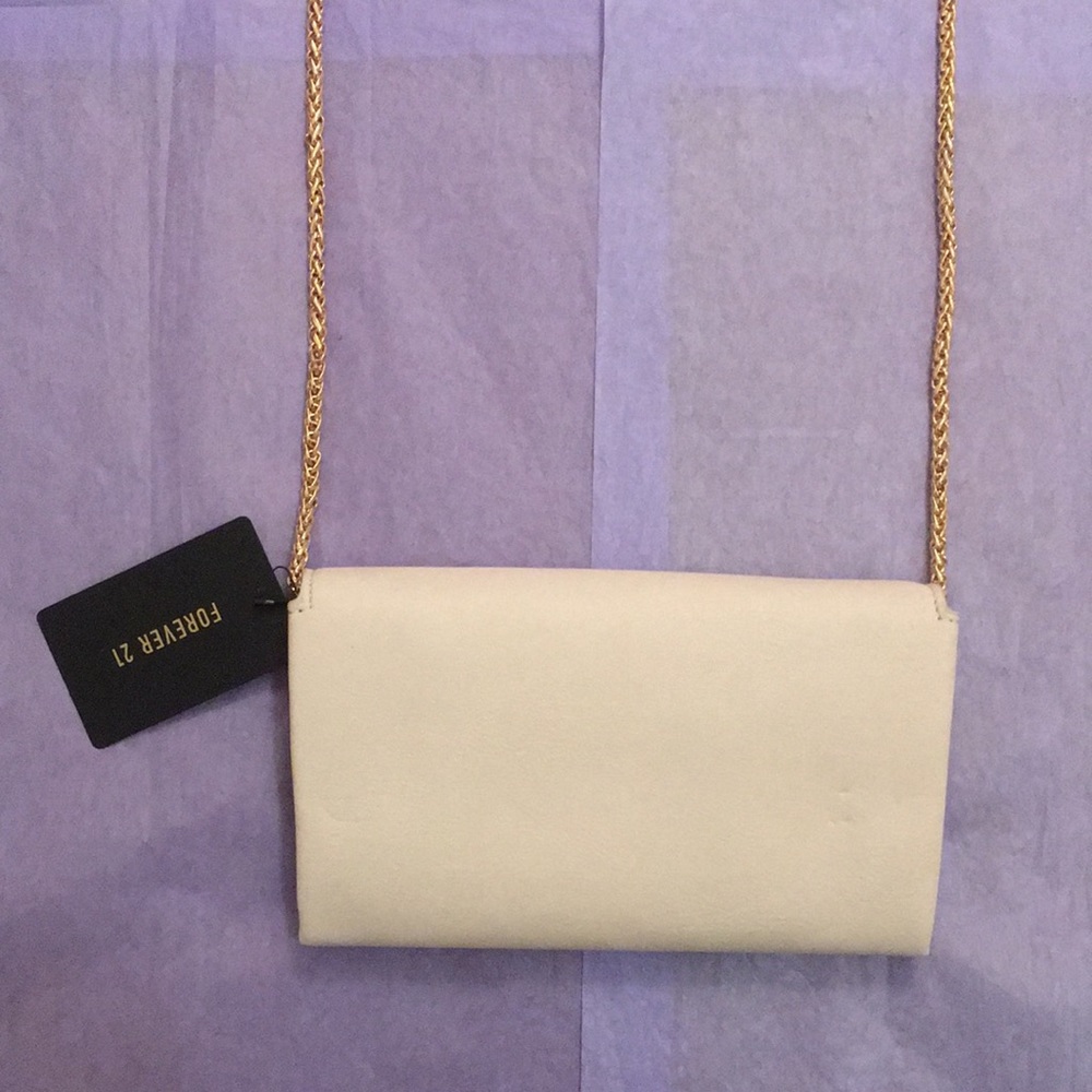 Forever 21 Cream Faux Leather Crossbody Bag NEW - Picture 2 of 4